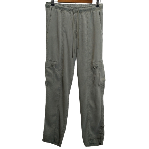 ANTHROPOLOGIE Cloth & Stone Chambray Light Cargo Roll Up Pants - Picture 1 of 7